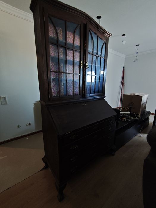 Escrivaninha antiga remodelada