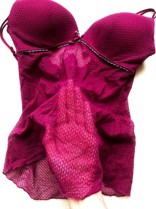 Intimissimi bluzeczka ze stanikiem i stringi IT4 nowy