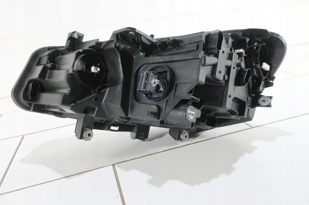 lampa przód prawa bmw 2 f45 f46 lift adaptive led