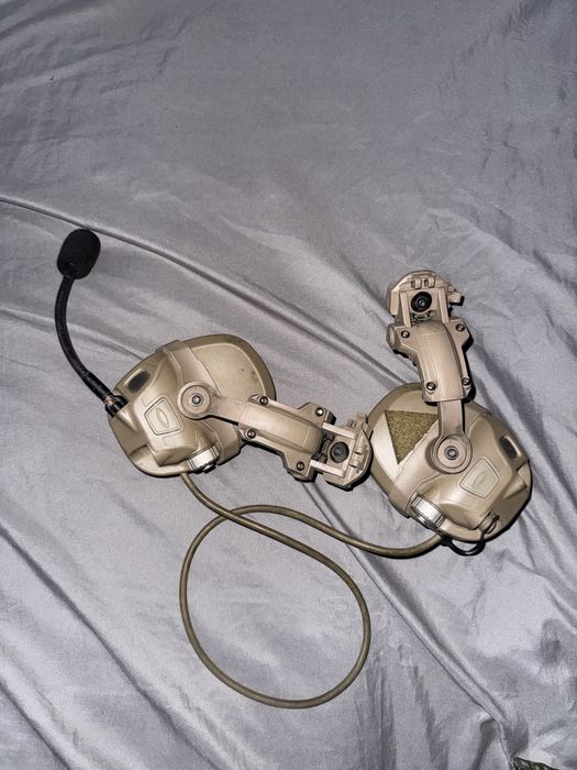 Продам навушники типу OpcCore від FMA