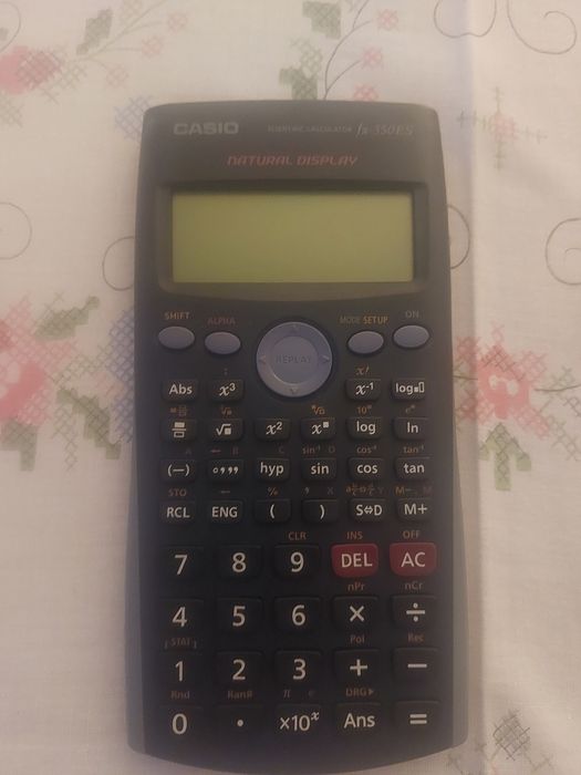Calculadora casio cientifica FX 350 ES