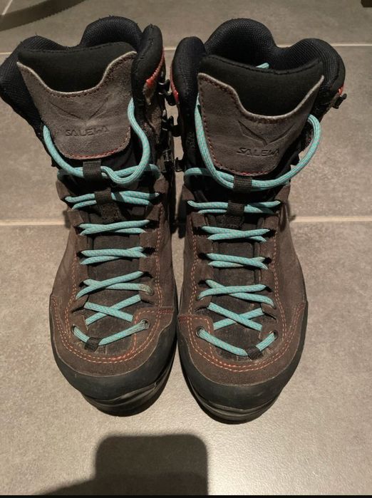 Buty trekkingowe od Salewa MS MTN TRAINER MID GTX 38.5
