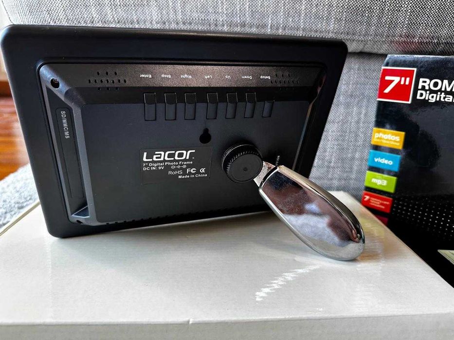 Moldura Digital LACOR Rome 7"