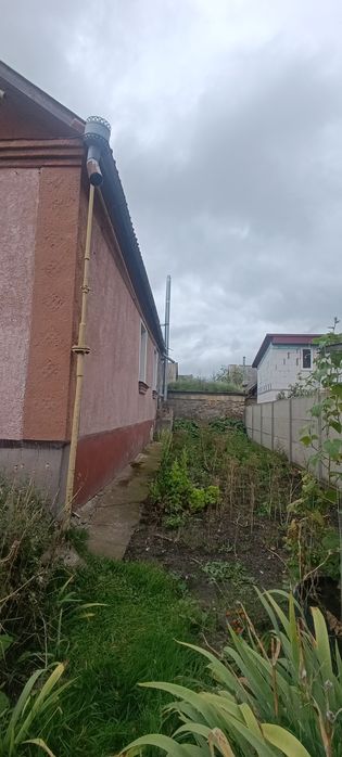 Продам будинок зі зручностями на Крошні.