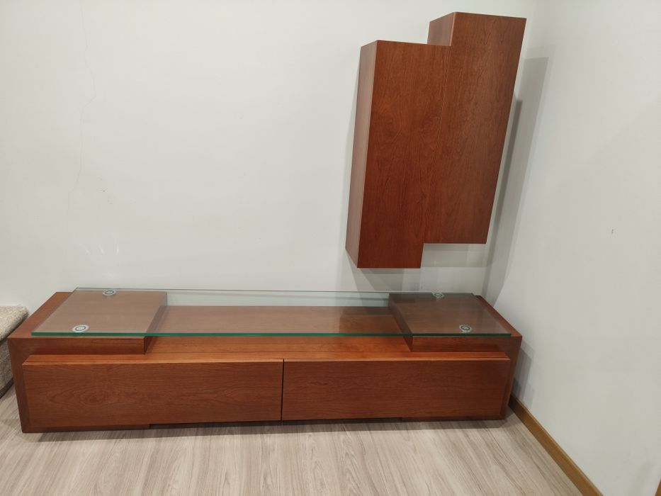 Conjunto 2  sofás duplos (1 de 2 lugares+1 de 3  lugares)Courtidane