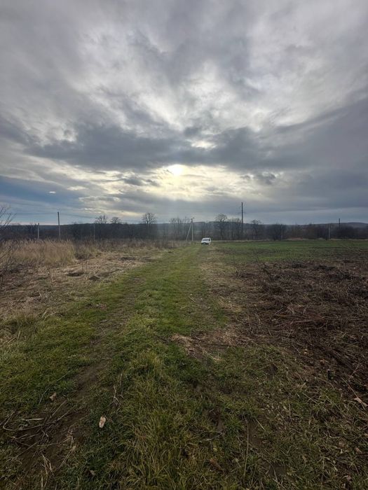 Продам земельну ділянку під будівництво