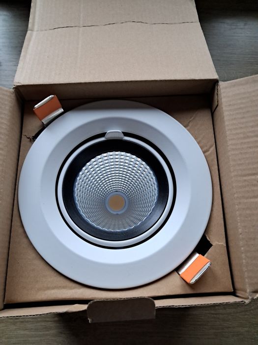 Lampy sufitowe nowe