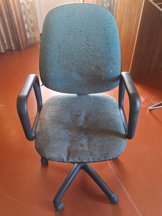 Кресло офисное б/у