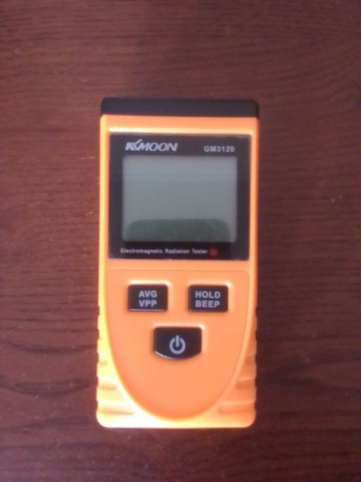 Тестер єлектромагнітного випромінювання GM 3120