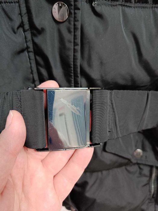 Класичний чорний натуральний пуховик для підлітка або пані S-М Esprit