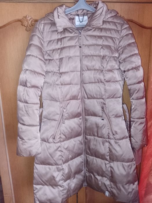 Жіноча стьобана подовжена куртка