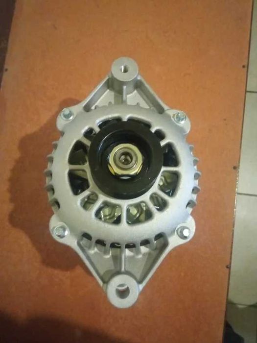 Alternador Opel Corsa B 1.5 TD Hella 14V 100A