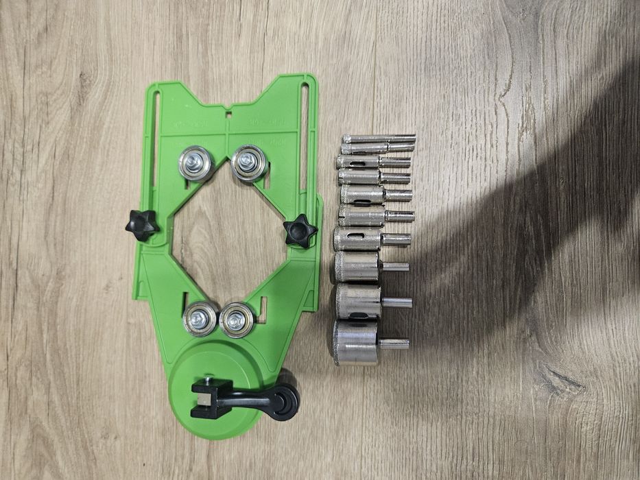 Шаблон кондуктор для свердління отворів у плитці та алмазні коронки