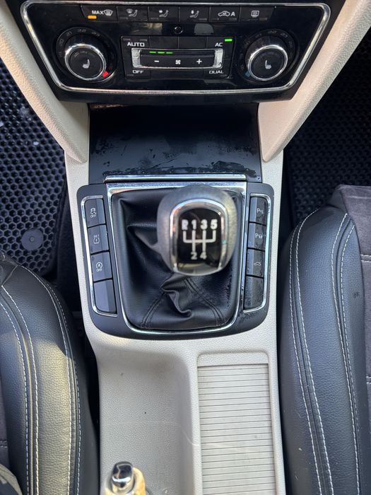 Продам Skoda Superb 1.6 диз