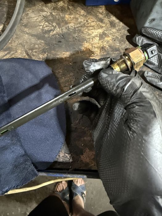 Датчик уровня масла рено