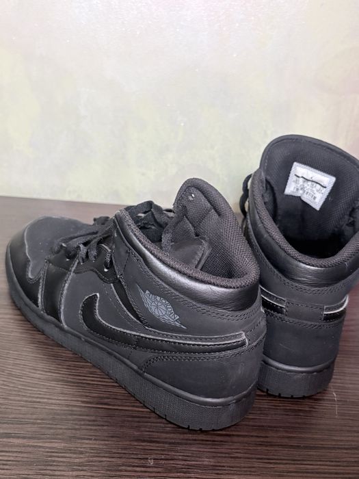 Nike Air Jordan Mid