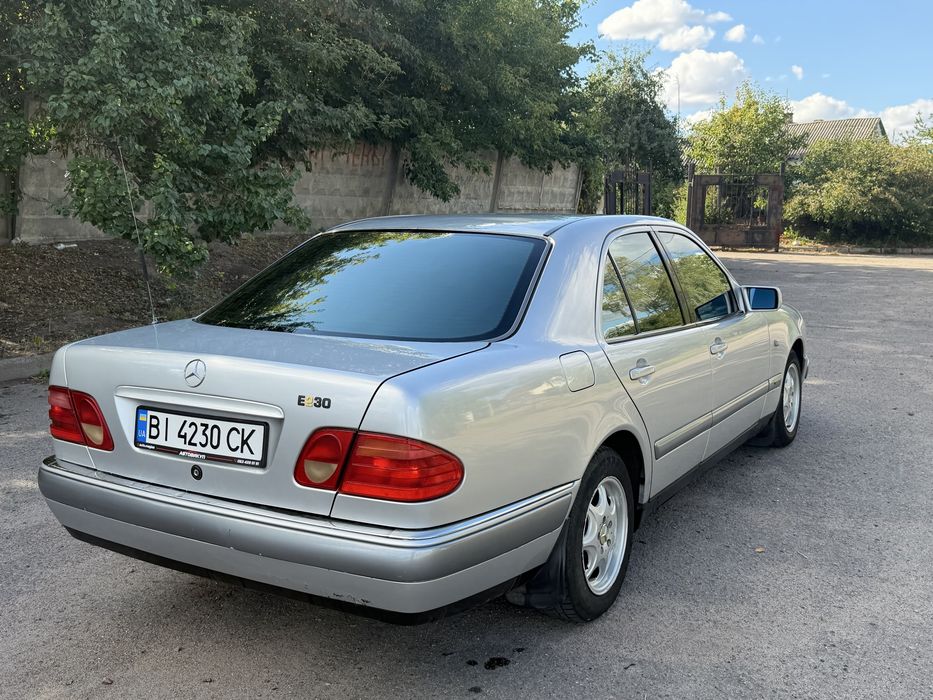 Мерседес Е230 2.3 бензин, Автомат, чудовий стан, обмін