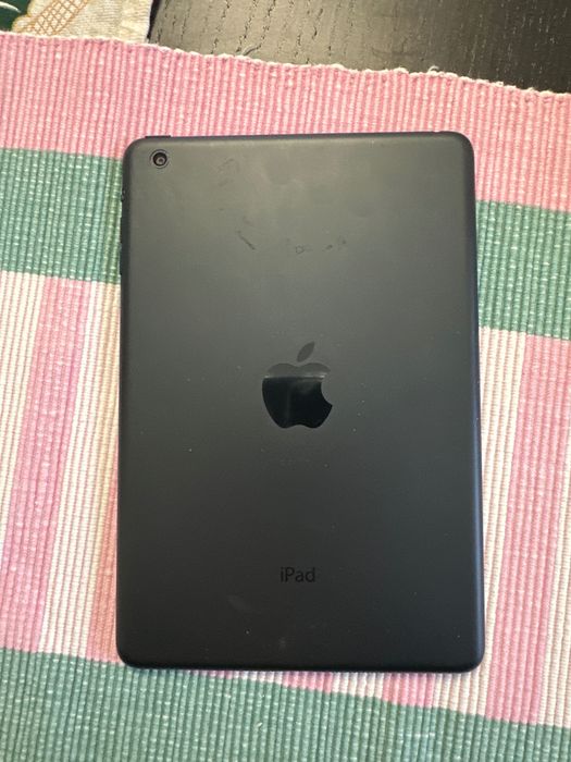 iPad mini 7,9” apple
