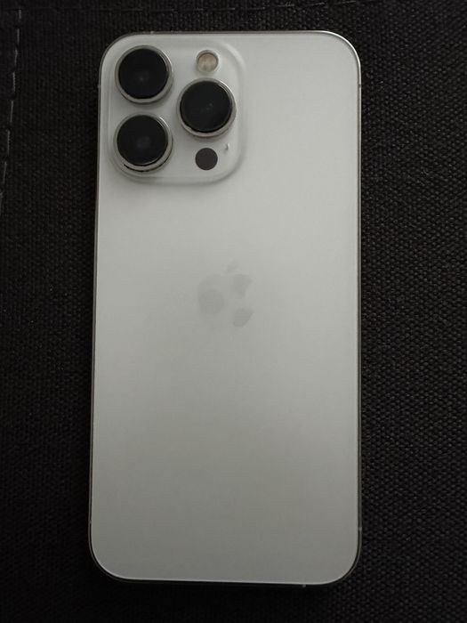 Продаю Iphone 13 pro