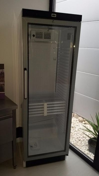 Frigorífico porta vidro NOVO