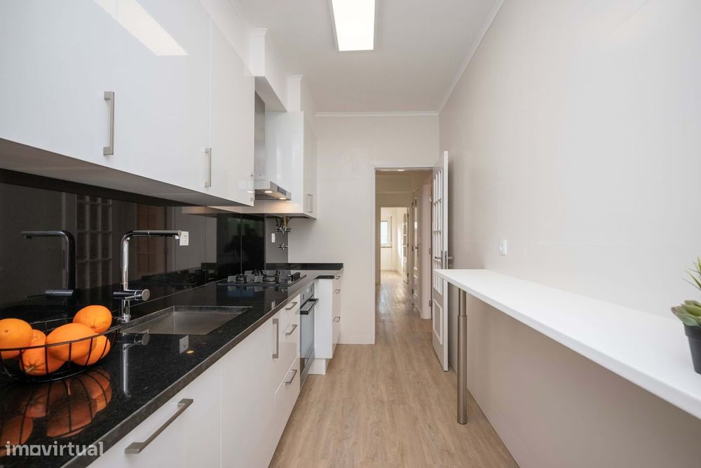 Apartamento Renovado T3 no Centro de Odivelas
