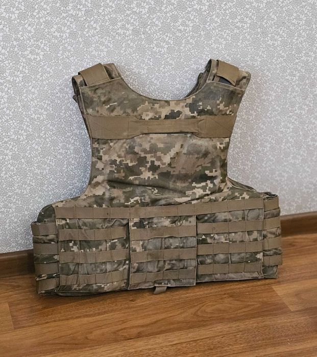 Жилет т3000 желетка тор д талани берці рюкзак турникет