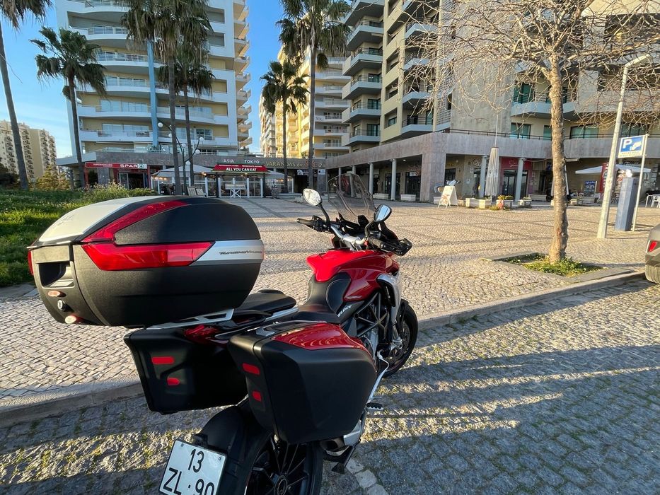 MV Augusta Turismo Veloce 800
