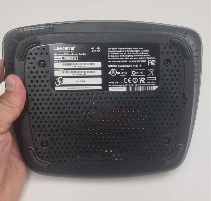 Router Linksys WRT160N