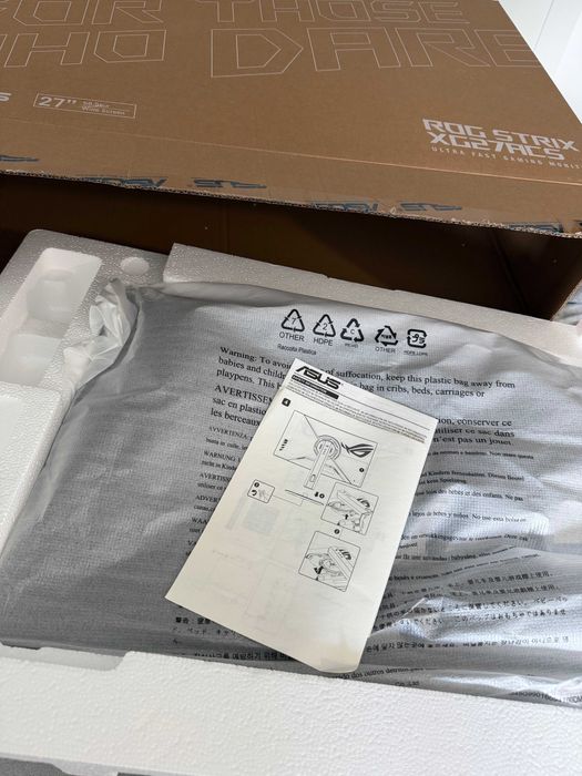 Monitor Gaming ASUS ROG Strix XG27ACS 27" QHD 180Hz IPS