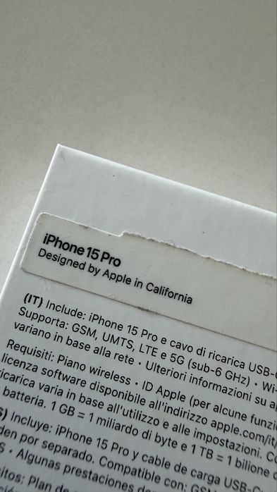 Iphone 15 Pro 128Gb Branco + capas