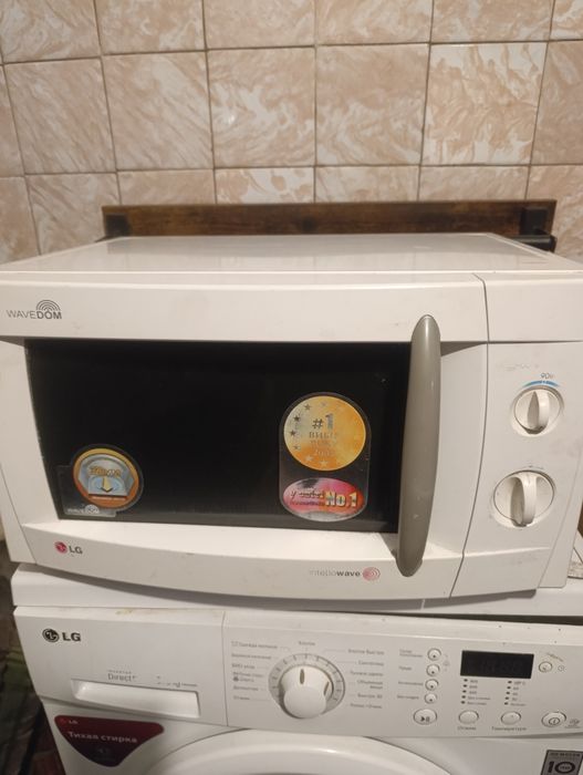 Продается микроволновка 1400 грн
