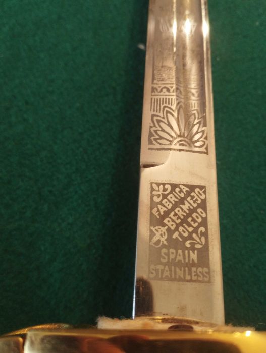 Espada Naval Portuguesa M/1911 para Oficial  Superior  da Marinha. Final do século XX