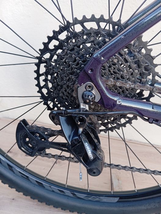 JF-Bikes  Bicicletas Coluer Limbo L 12v
