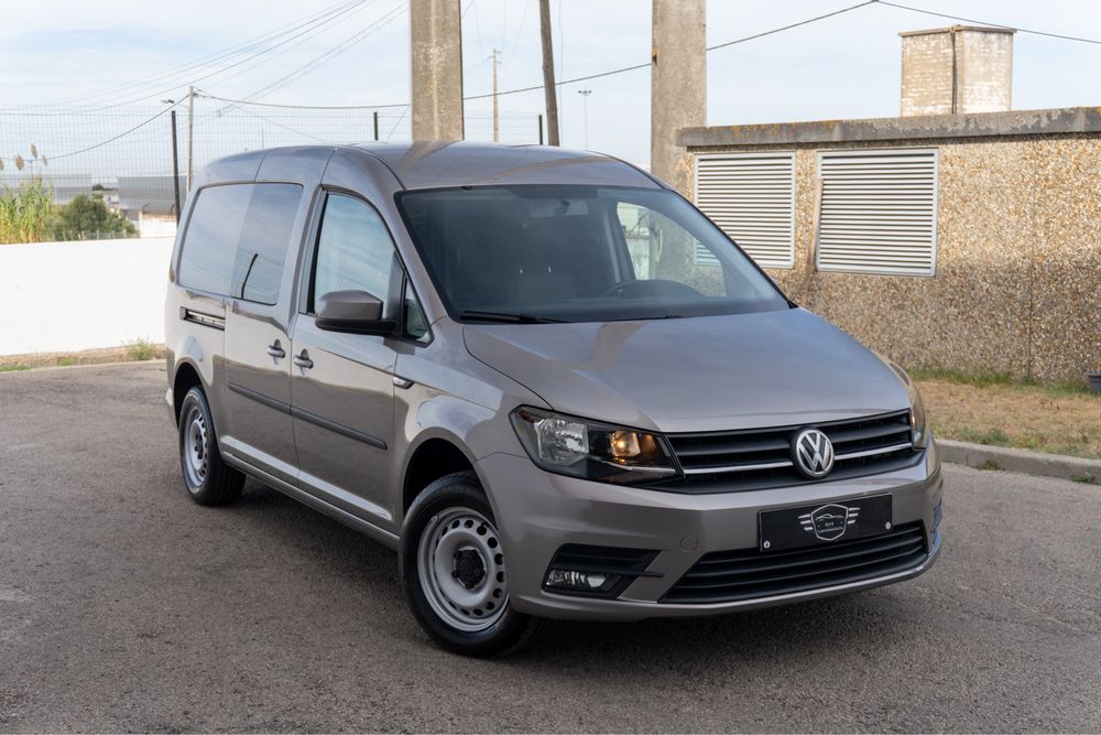 VW Caddy Maxi 2.0 TDI    (Desde 190€/mês financiamento)