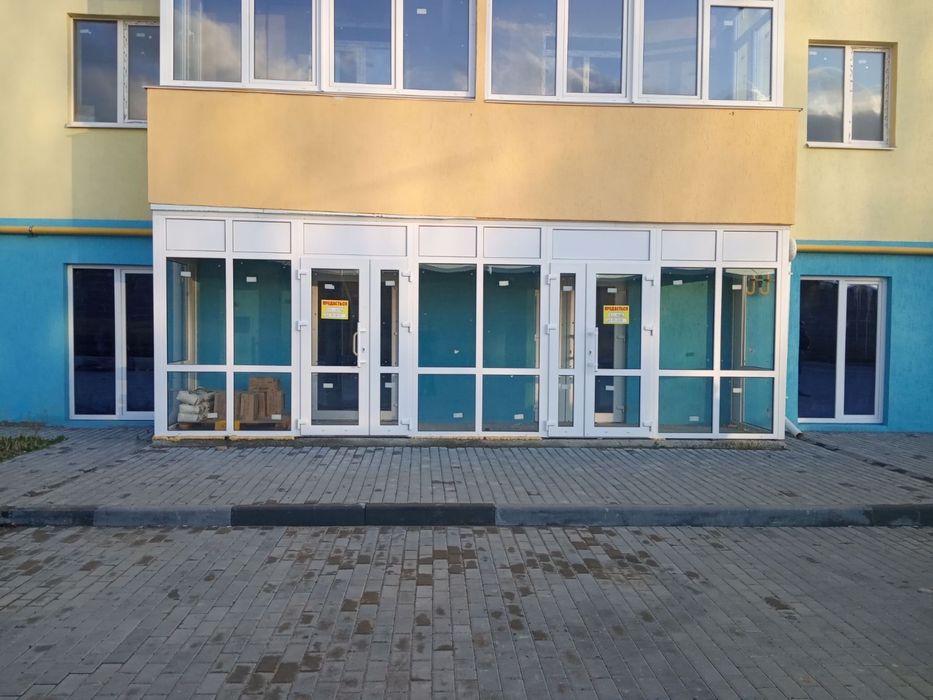 ТЕРМІНОВИЙ ПРОДАЖ !!! Комерція - 60,6м2 (500 $/м2)
