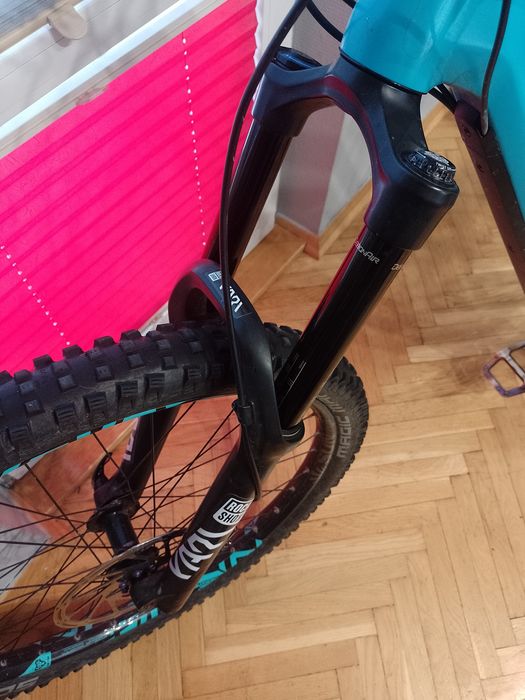 rock shox yari z 2020