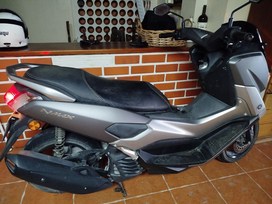 Vende -se Scooter