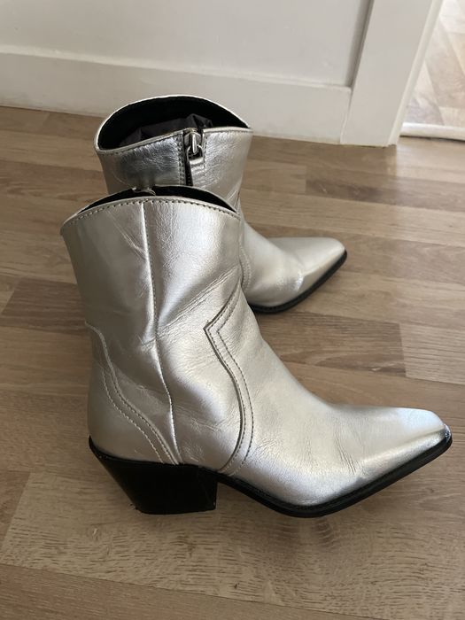 Zara botas prateadas em pele n.36