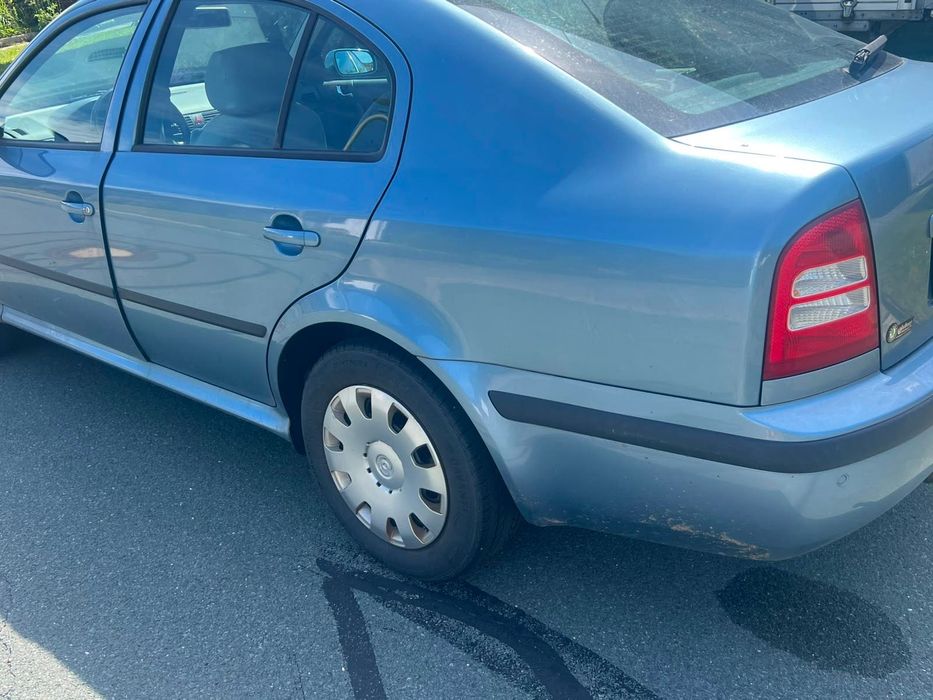 Skoda Tour 1.6 mpi GERMANIA