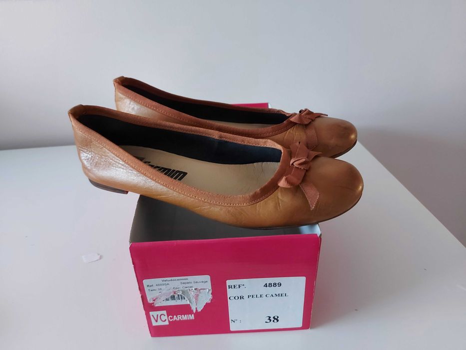 Sabrinas camel tam. 38