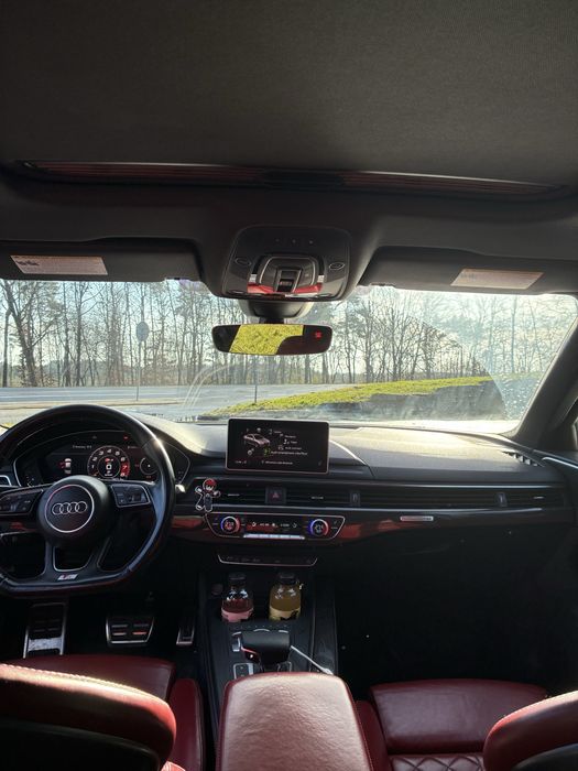 Audi S4B9 2018r 354km