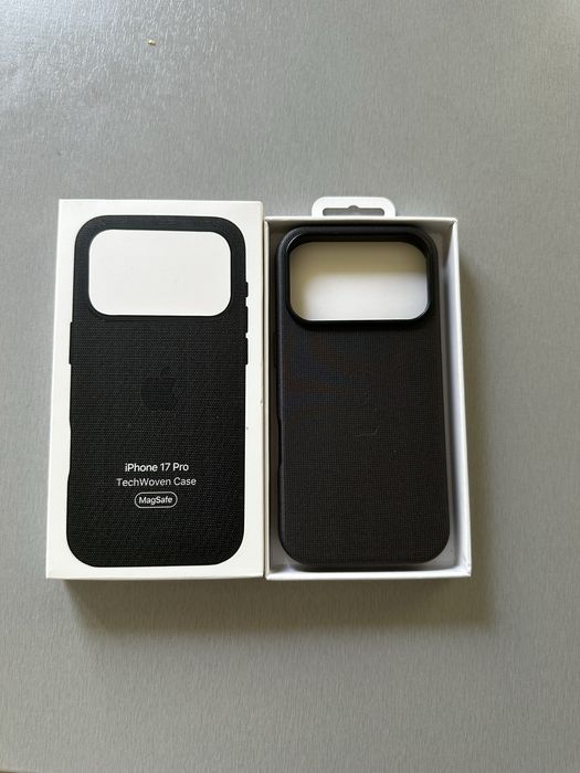 Apple iphone 17 pro tech woven case
