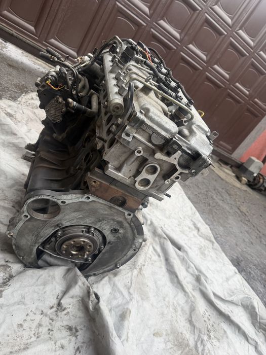 Двигатель мотор Kia Sorento 2.5 CRDI D4CB киа соренто 2005г 140 лошад