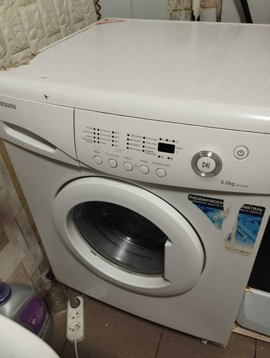 Пральна машина Samsung WF-B1061