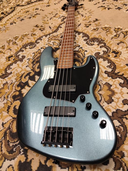 Squier Jazzbass contemporary 5