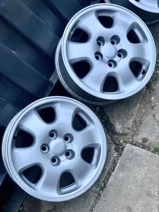Продам диски 114.3 R16 TOYOTA оригинал