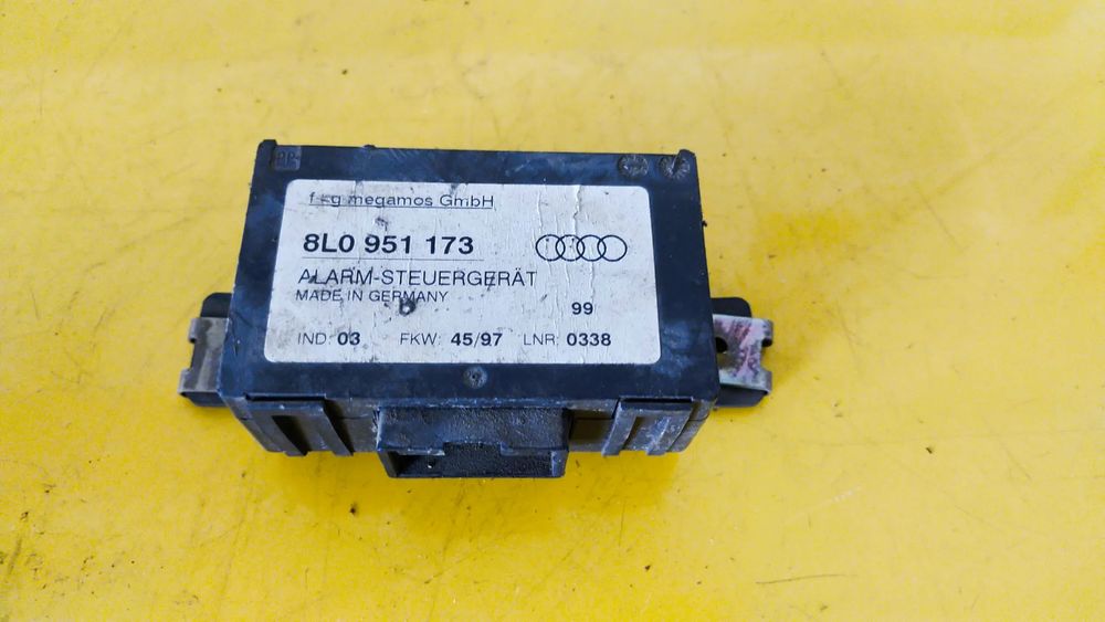 MODUŁ STEROWNIK ALARMU AUDI 8L0951173