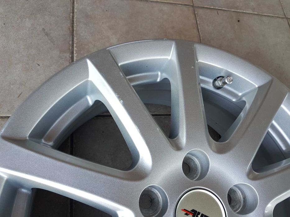 Felgi aluminiowe Ford Mondeo 6,5x16 et50 5x108 C max Kuga Focus