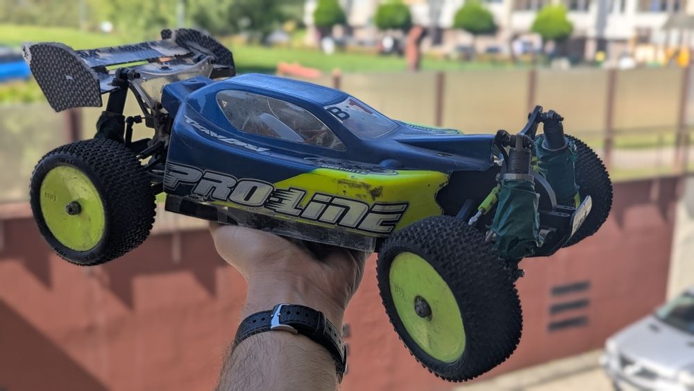 Zdalnie sterowany buggy RC Losi XXX-4 G+ 1/10