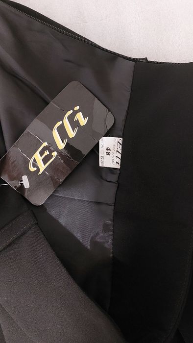 Спідничка чорна нова